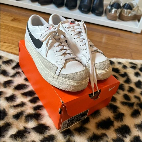 NIKE Blazer Low Platform Tennis Shoes - Picture 2 of 6
